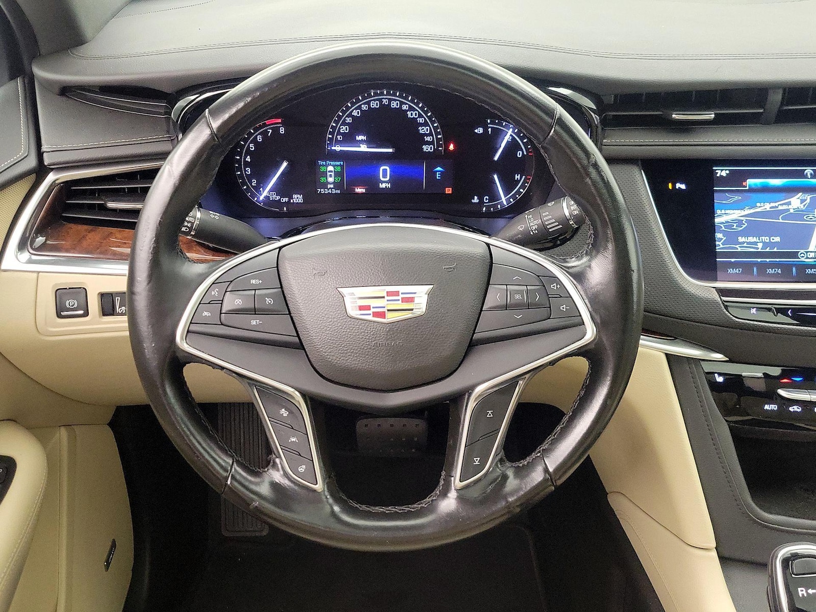 2017 Cadillac XT5 Luxury - Photo 11