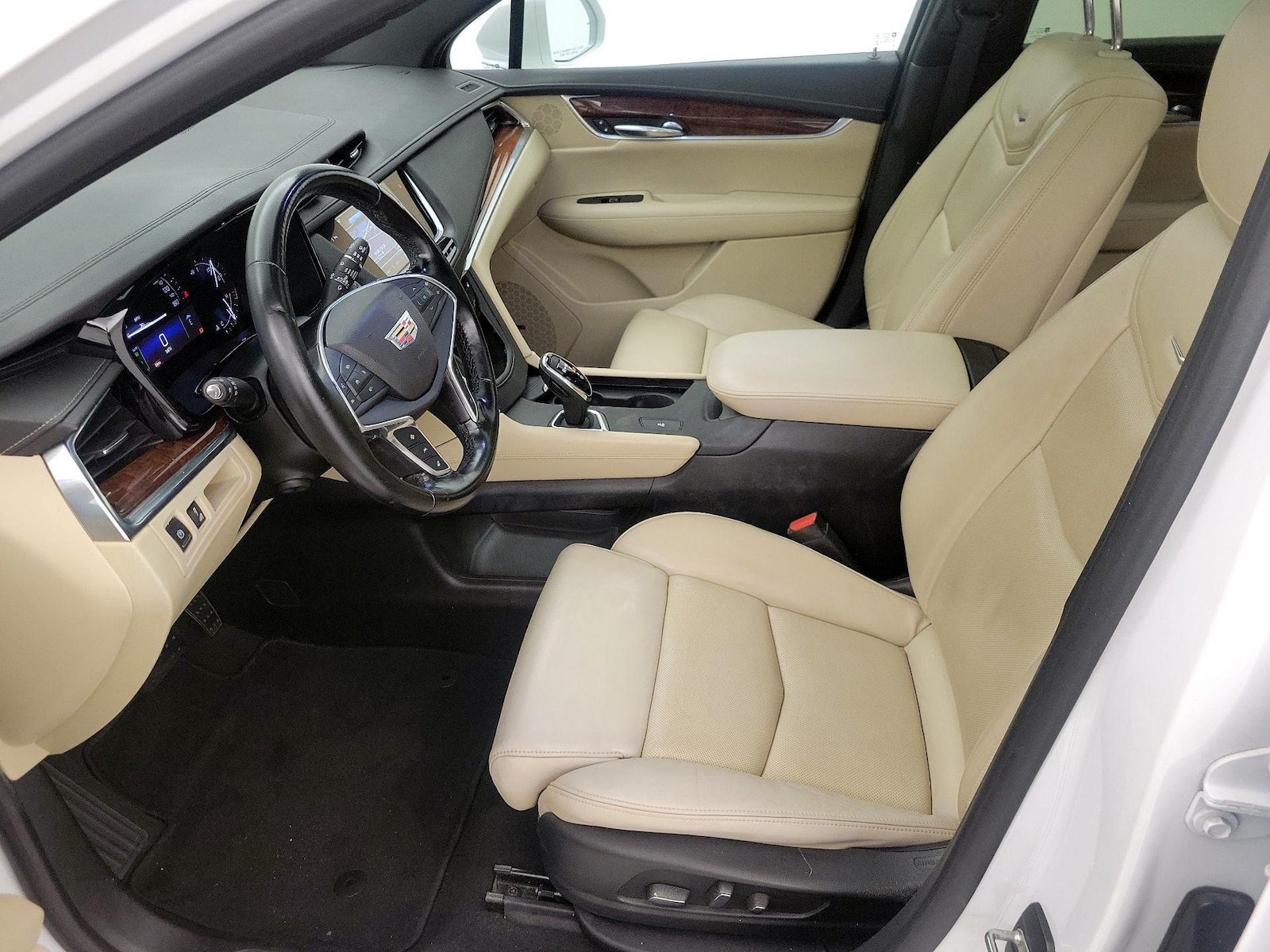 2017 Cadillac XT5 Luxury - Photo 12