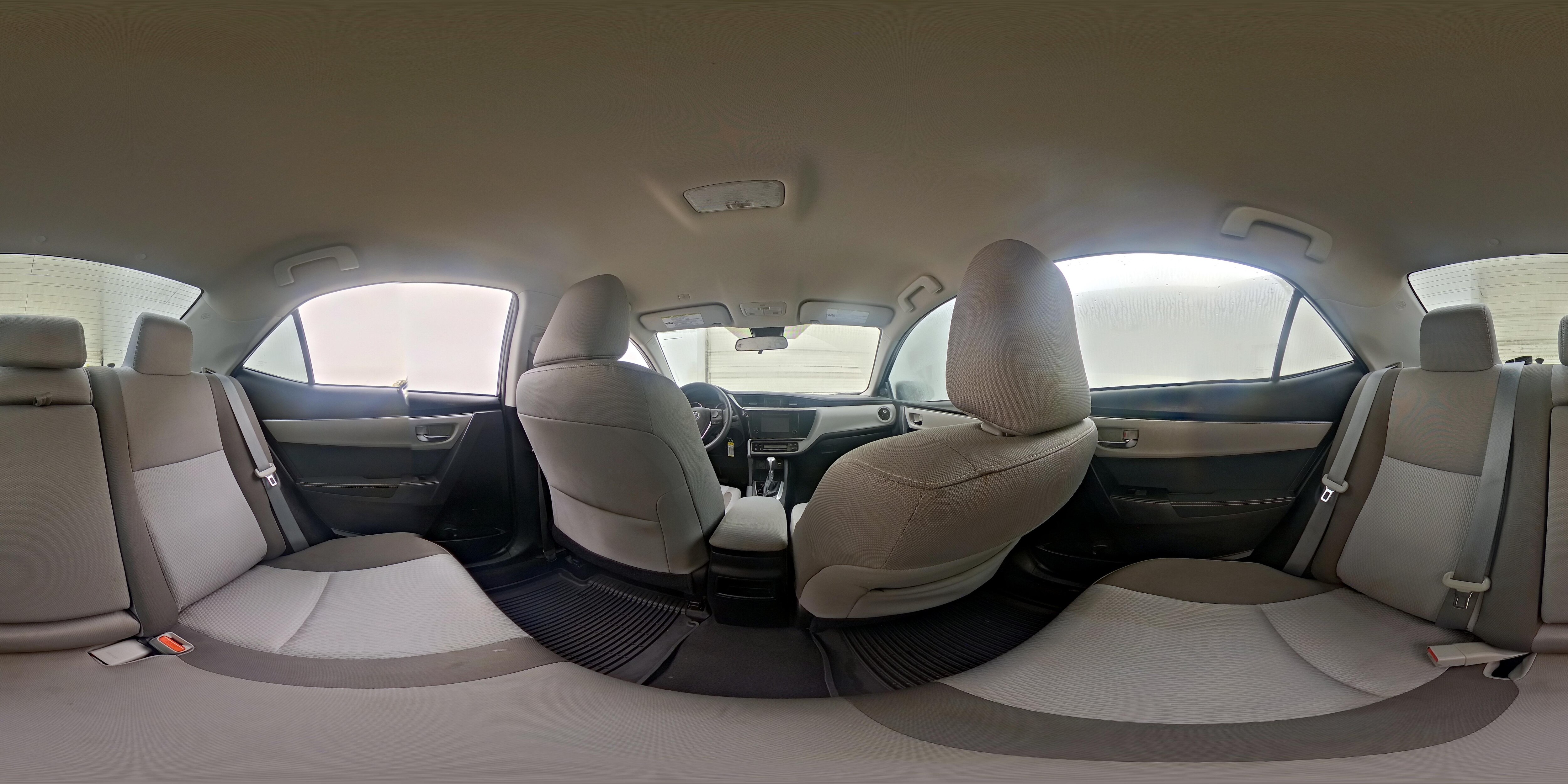 2018 Toyota Corolla LE - Photo 25