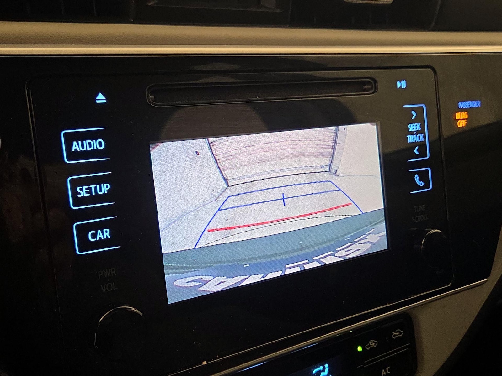 2018 Toyota Corolla LE - Photo 15