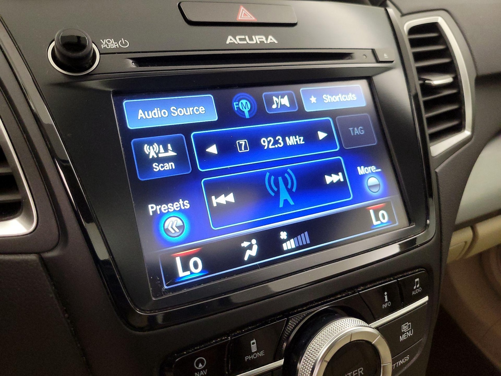 2017 Acura RDX Technology Package - Photo 17