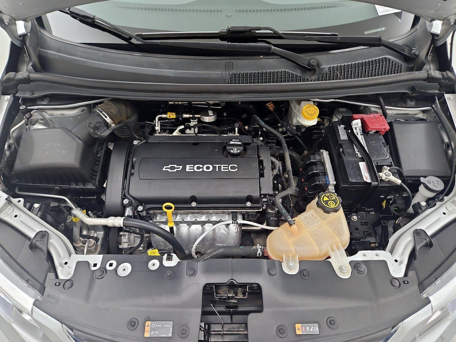 2018 Chevrolet Sonic LT - Photo 22