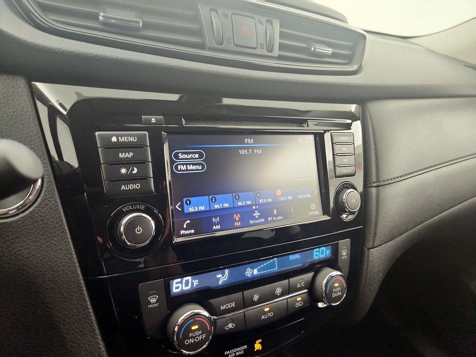 2020 Nissan Rogue SV - Photo 14
