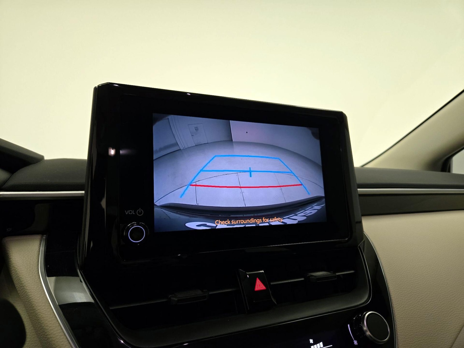 2026 Toyota Corolla LE - Photo 15