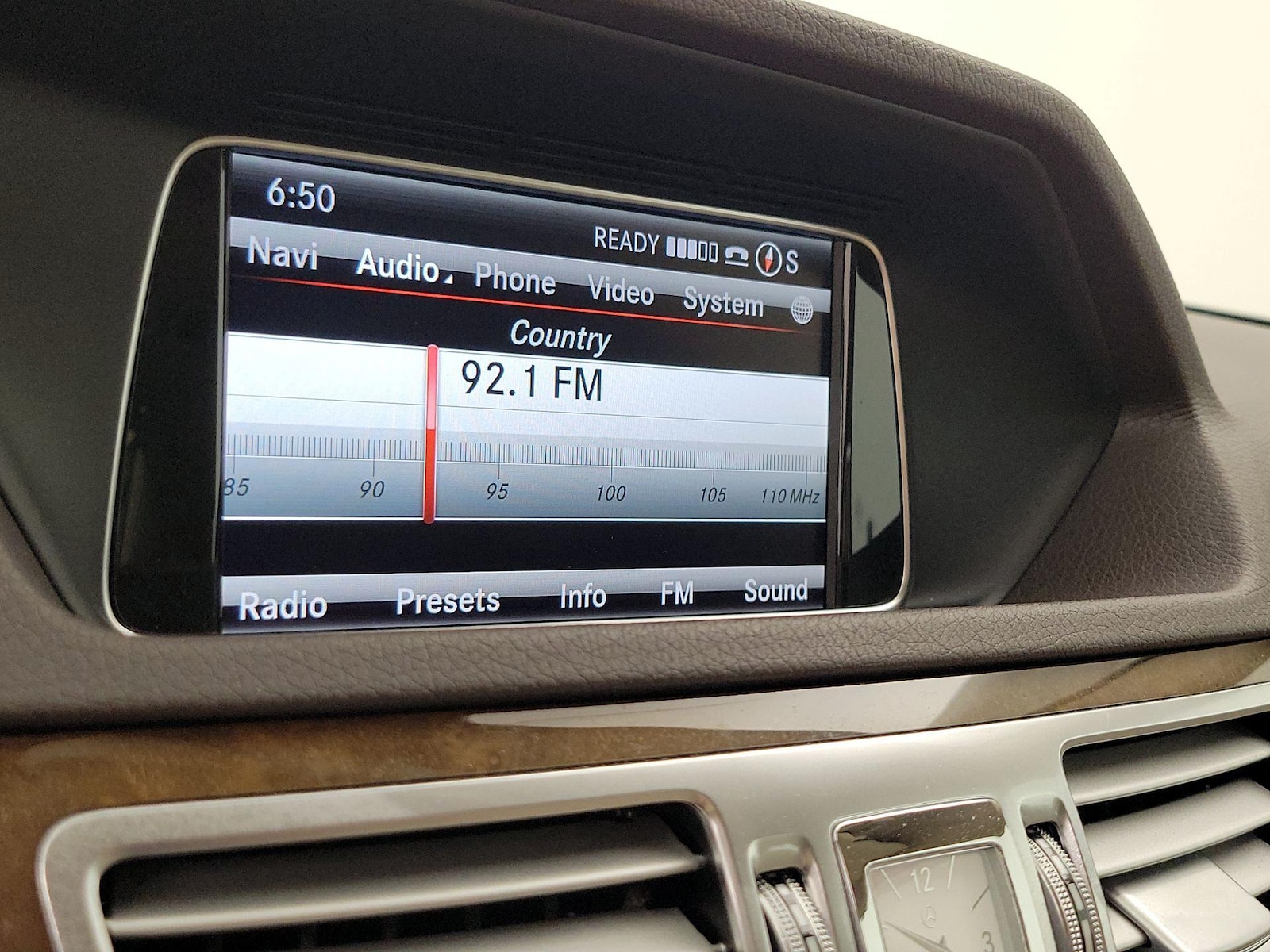 2015 Mercedes-Benz E-Class E350 Luxury - Photo 17