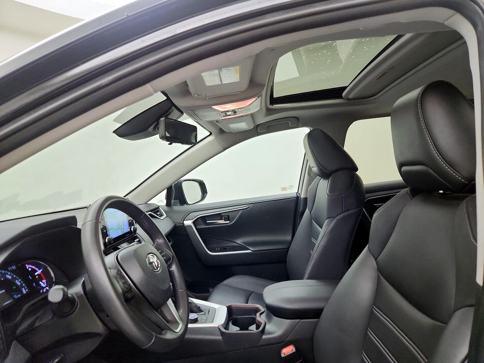 Sunroof(s) & Overhead Airbags