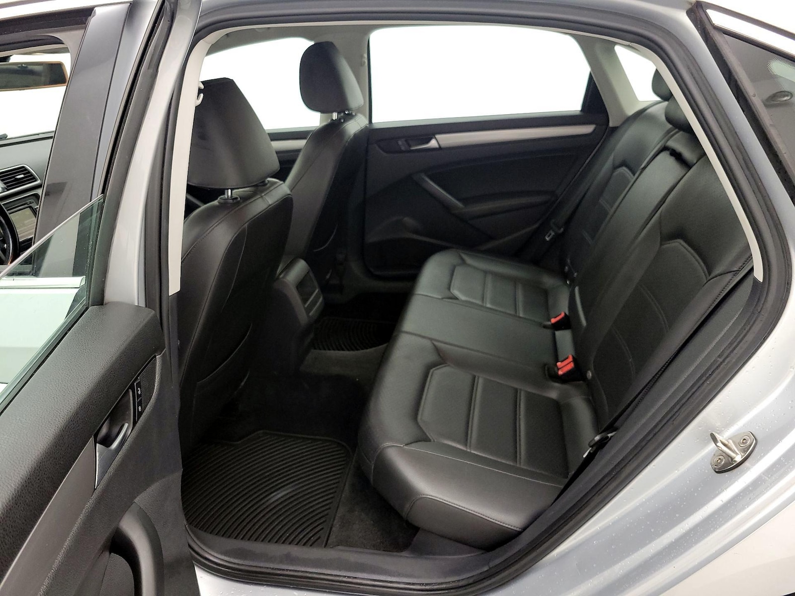2015 Volkswagen Passat Limited Edition - Photo 20