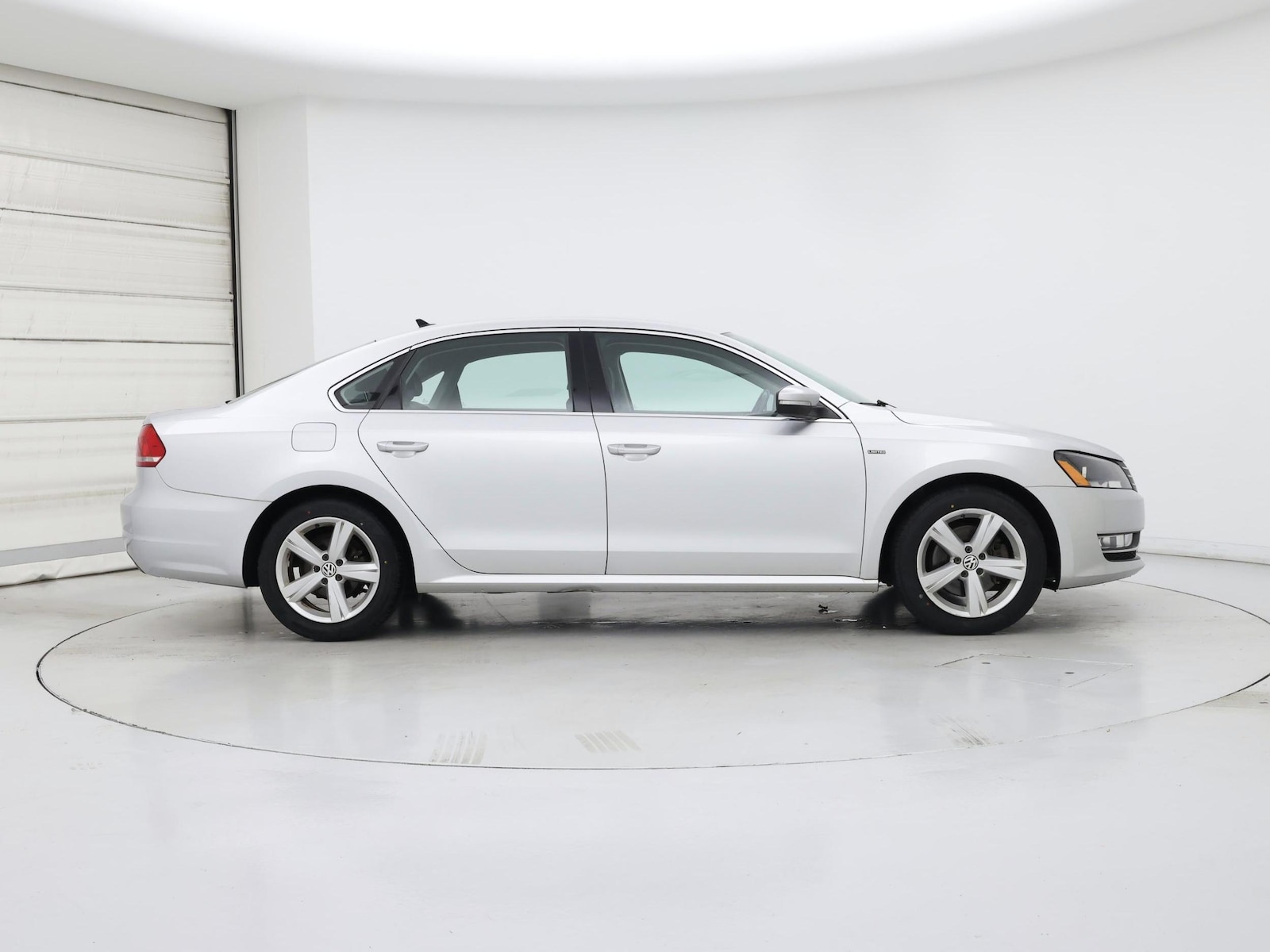 2015 Volkswagen Passat Limited Edition - Photo 8