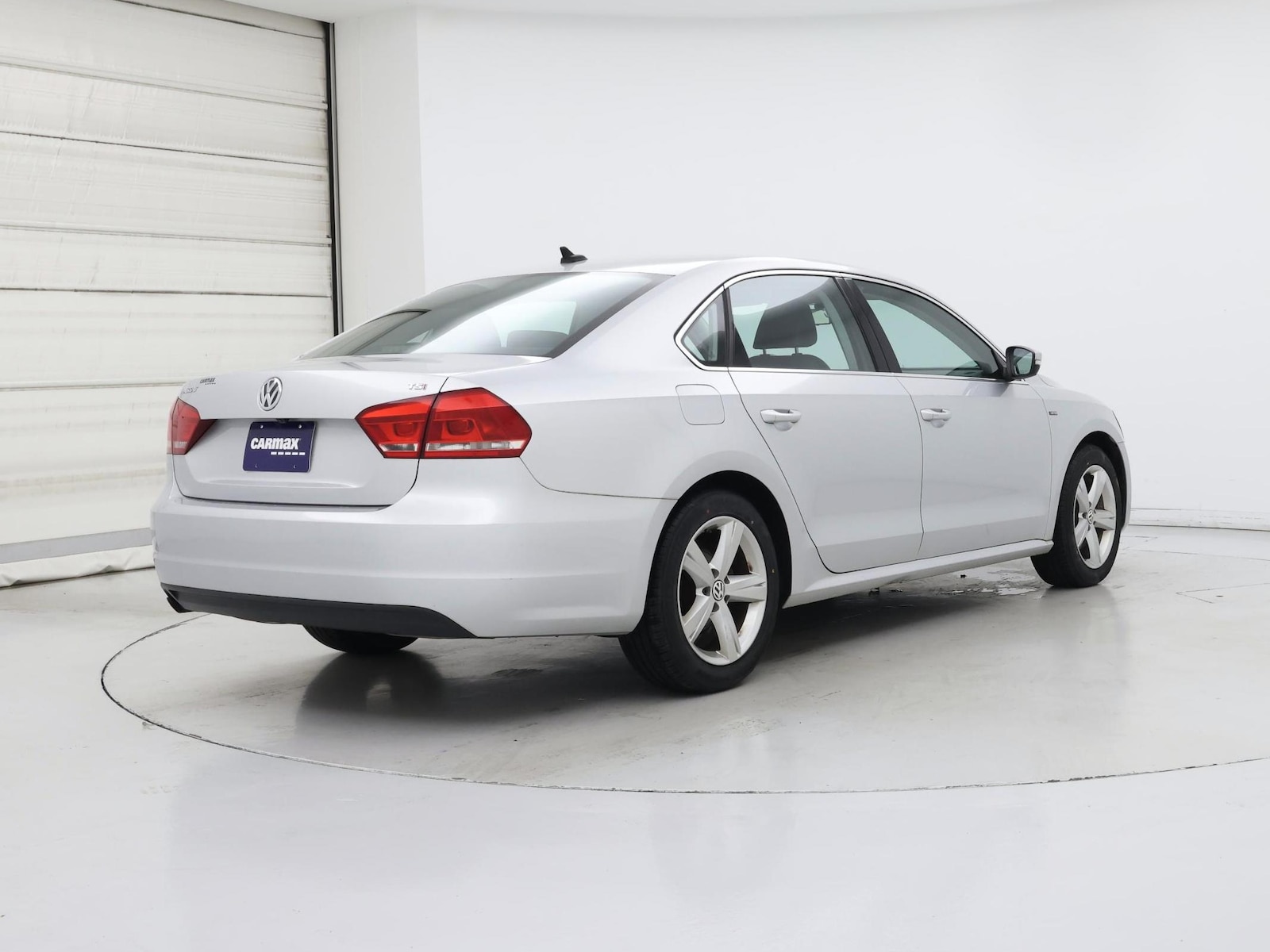 2015 Volkswagen Passat Limited Edition - Photo 9