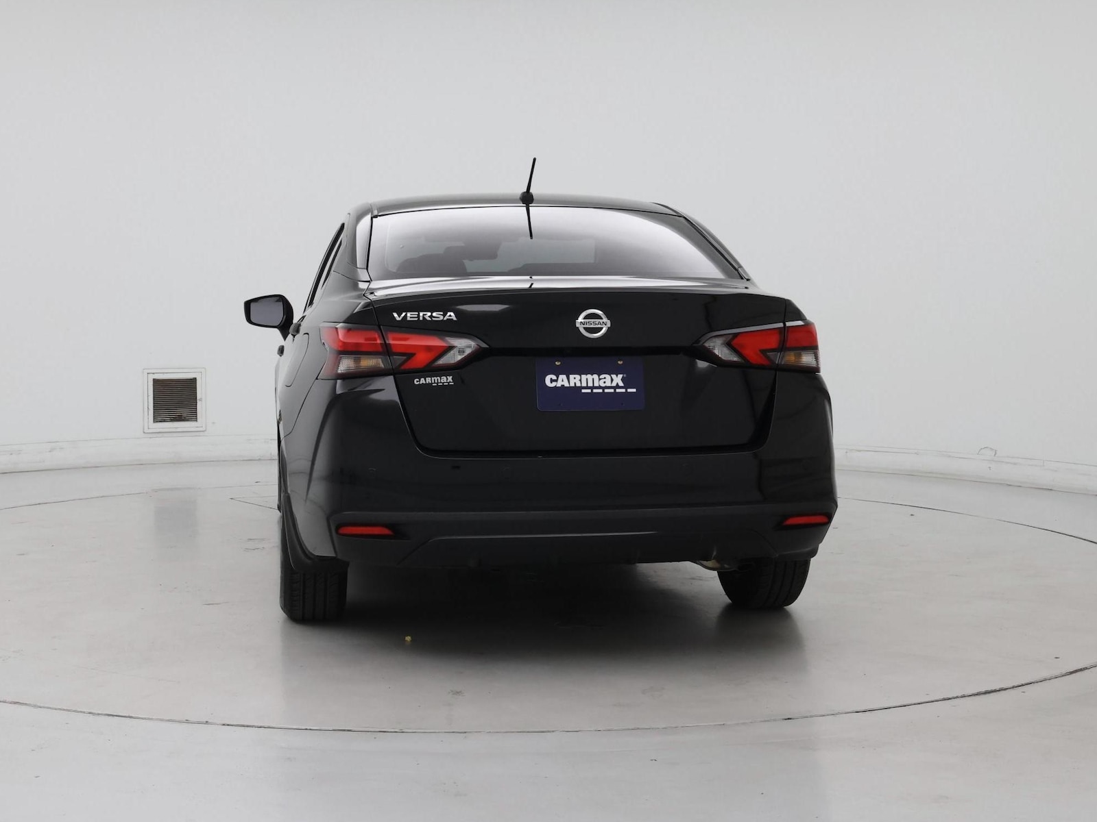 2021 Nissan Versa Sedan S - Photo 7