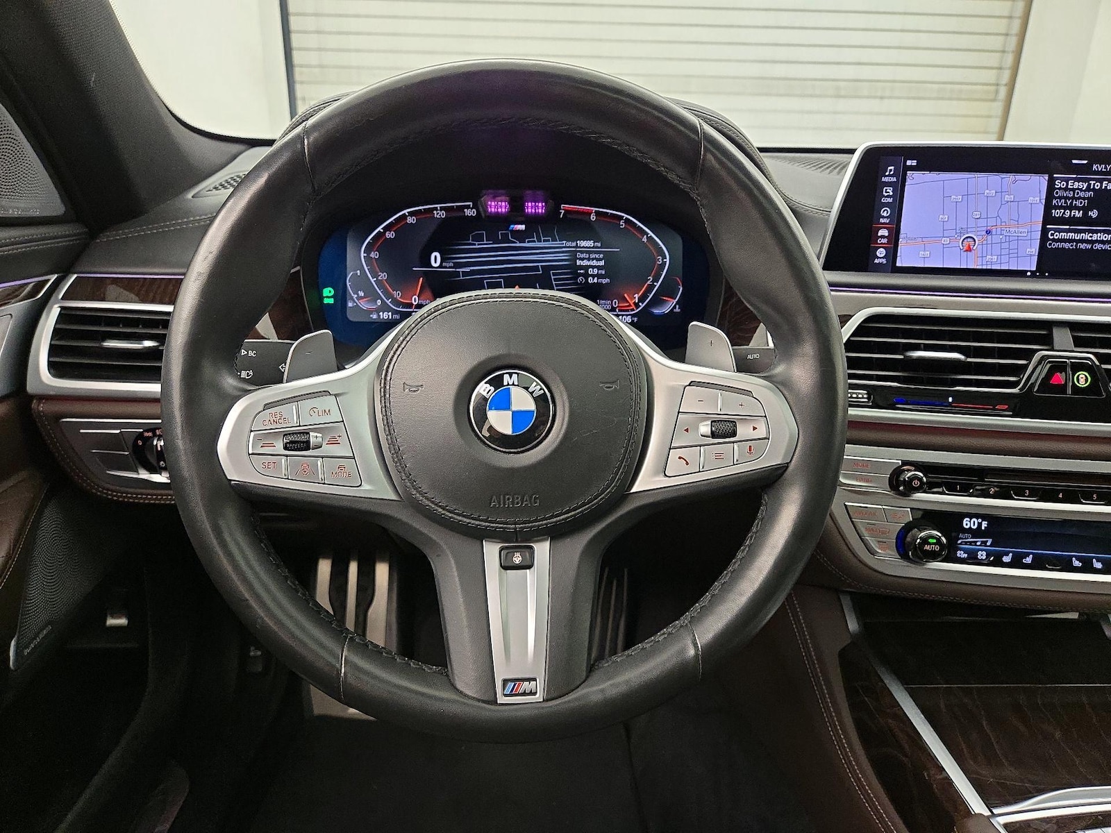 2020 BMW 7 Series 750i - Photo 11