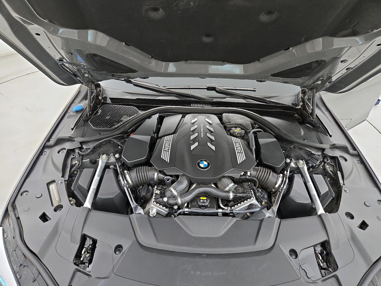 2020 BMW 7 Series 750i - Photo 24