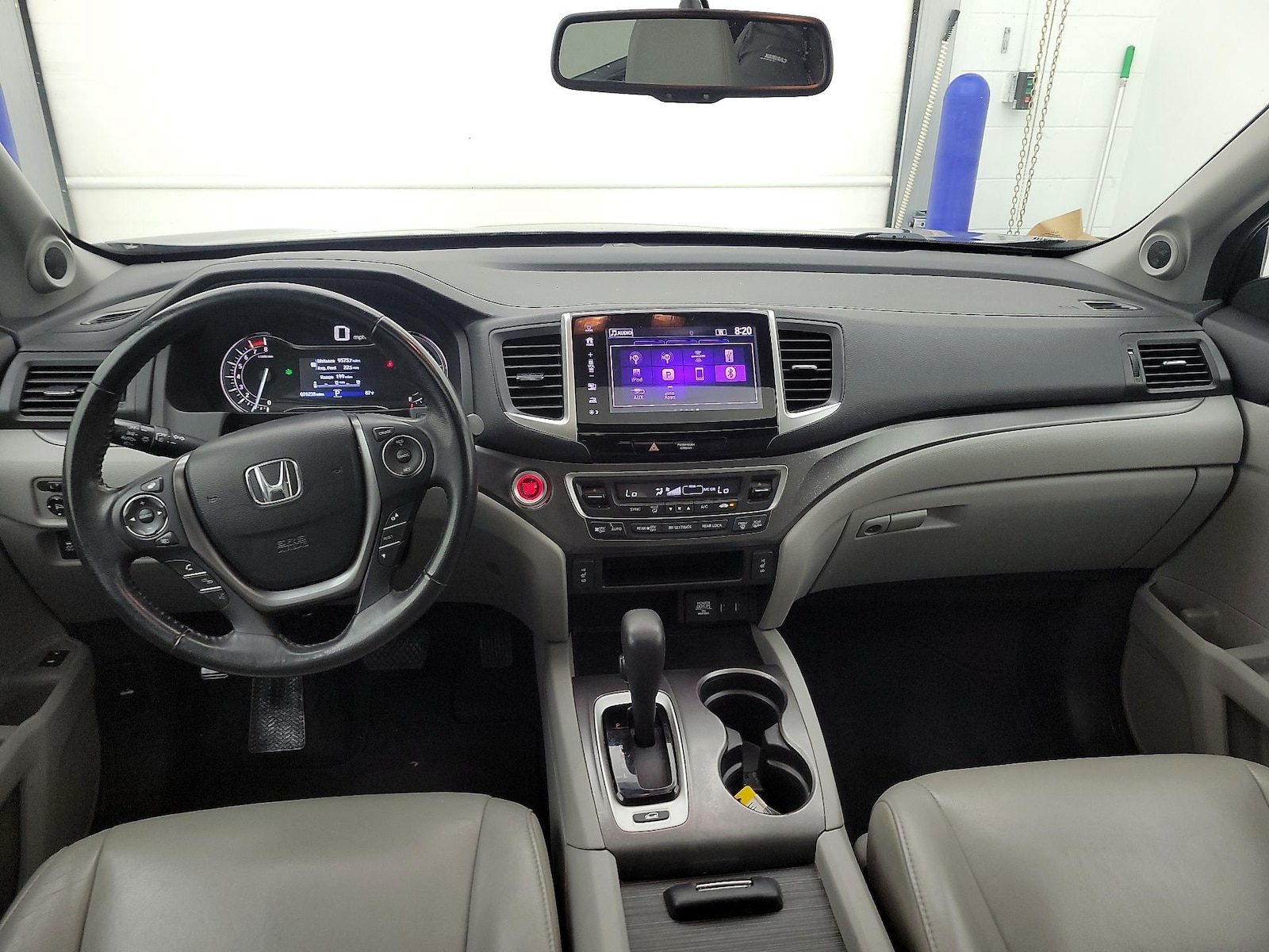 2017 Honda Pilot EX-L - Photo 10