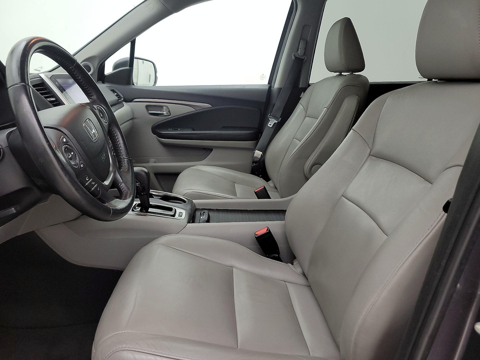 2017 Honda Pilot EX-L - Photo 12