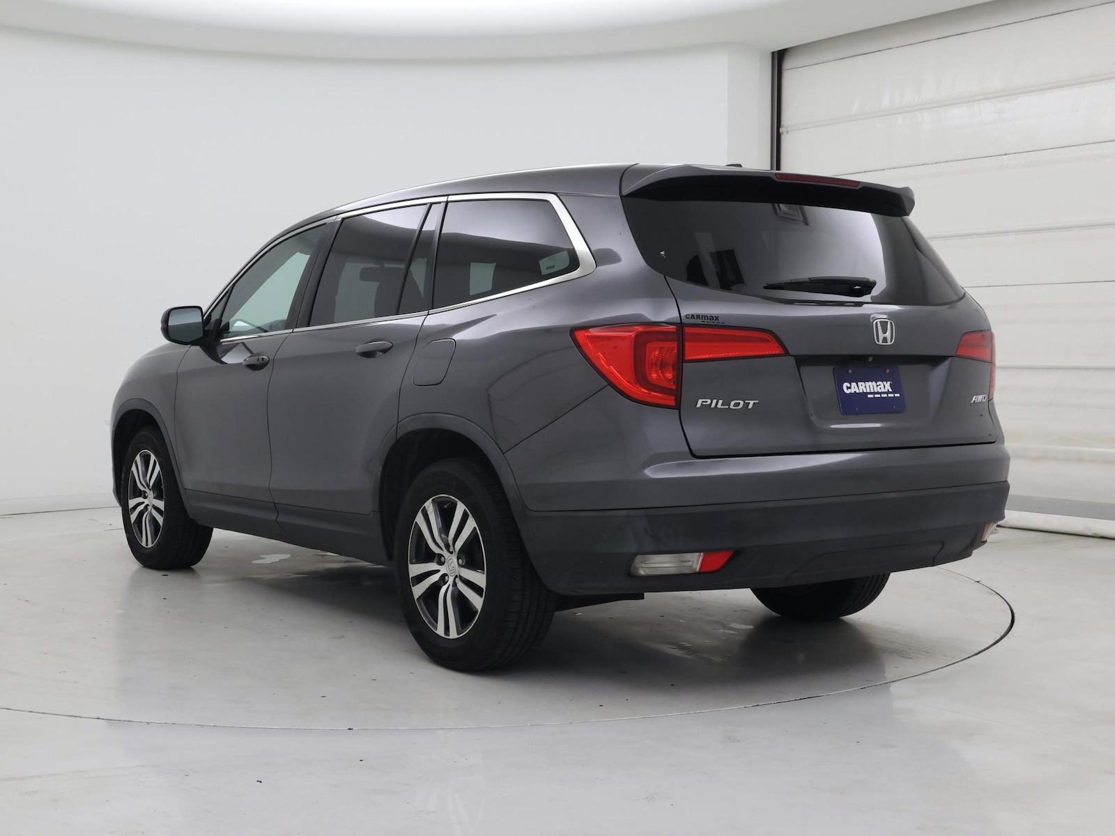 2017 Honda Pilot EX-L - Photo 3