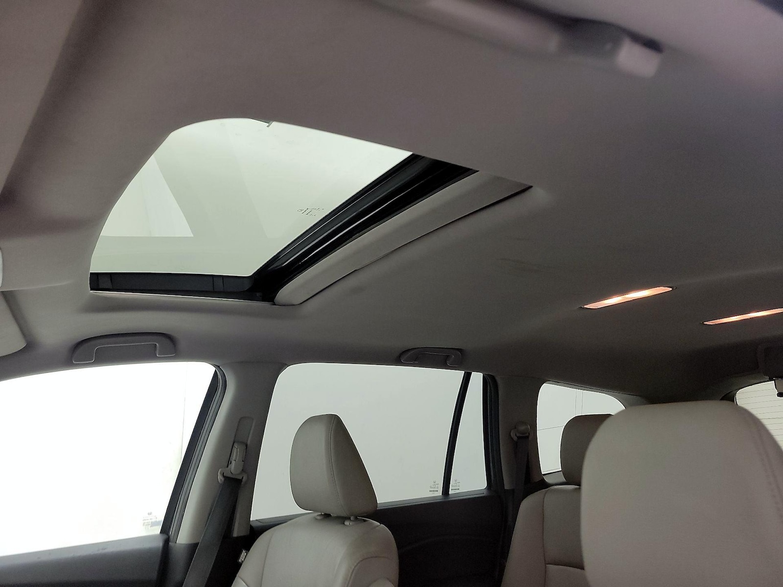 2017 Honda Pilot EX-L - Photo 20