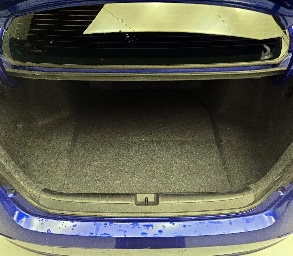 Trunk/Cargo (Seats Up)