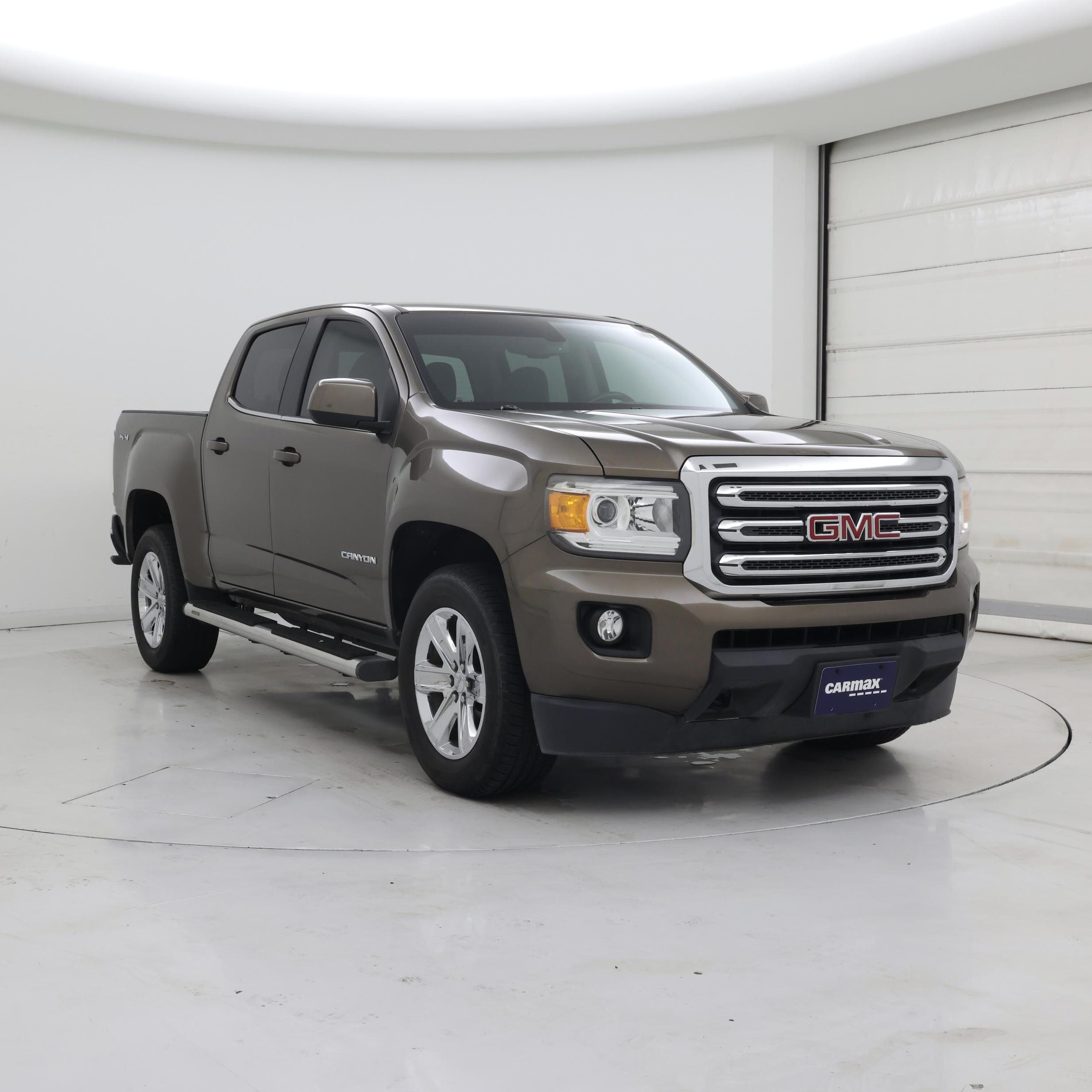 Gray 2016 GMC Canyon Pickup Truck Four-Wheel Drive Automatic