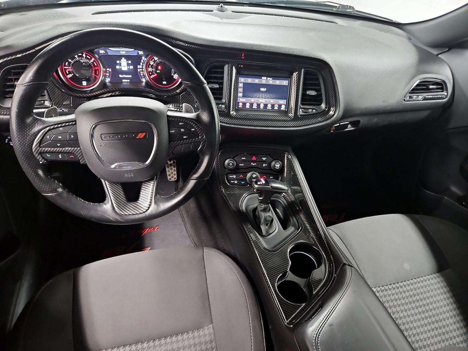 Apple CarPlay® & Android Auto™