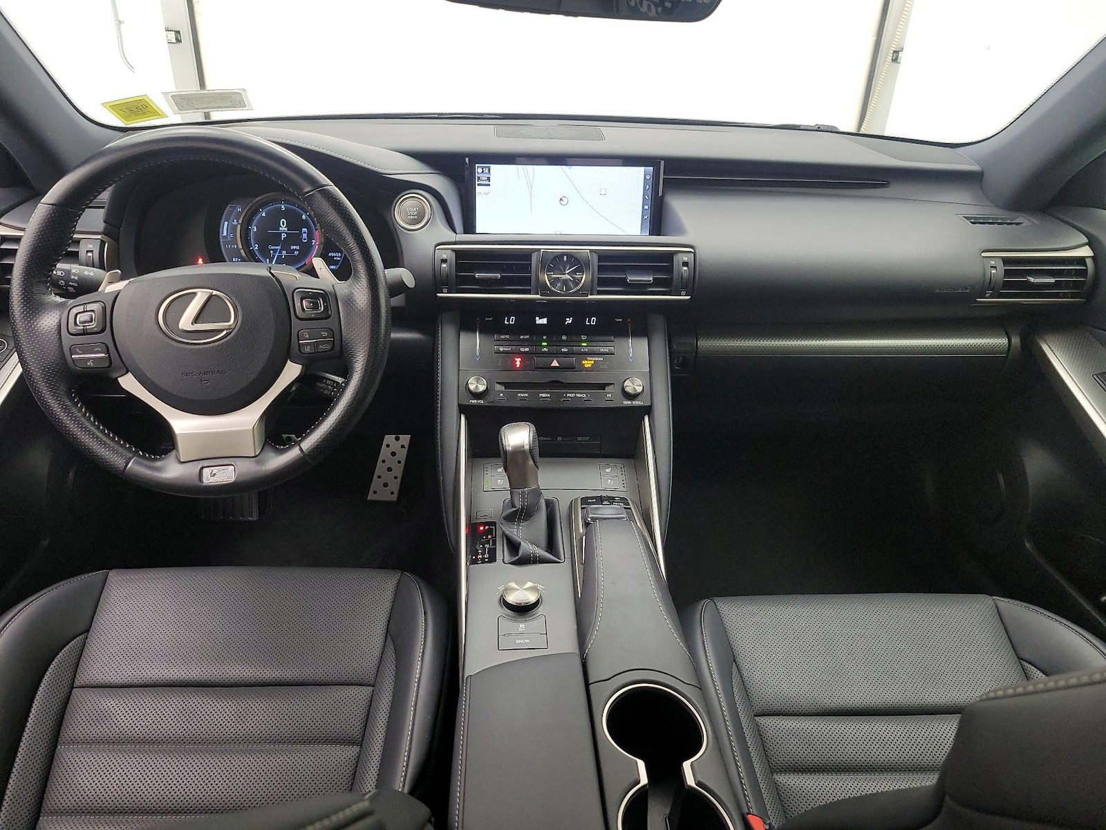 2017 Lexus IS 300 - Photo 10
