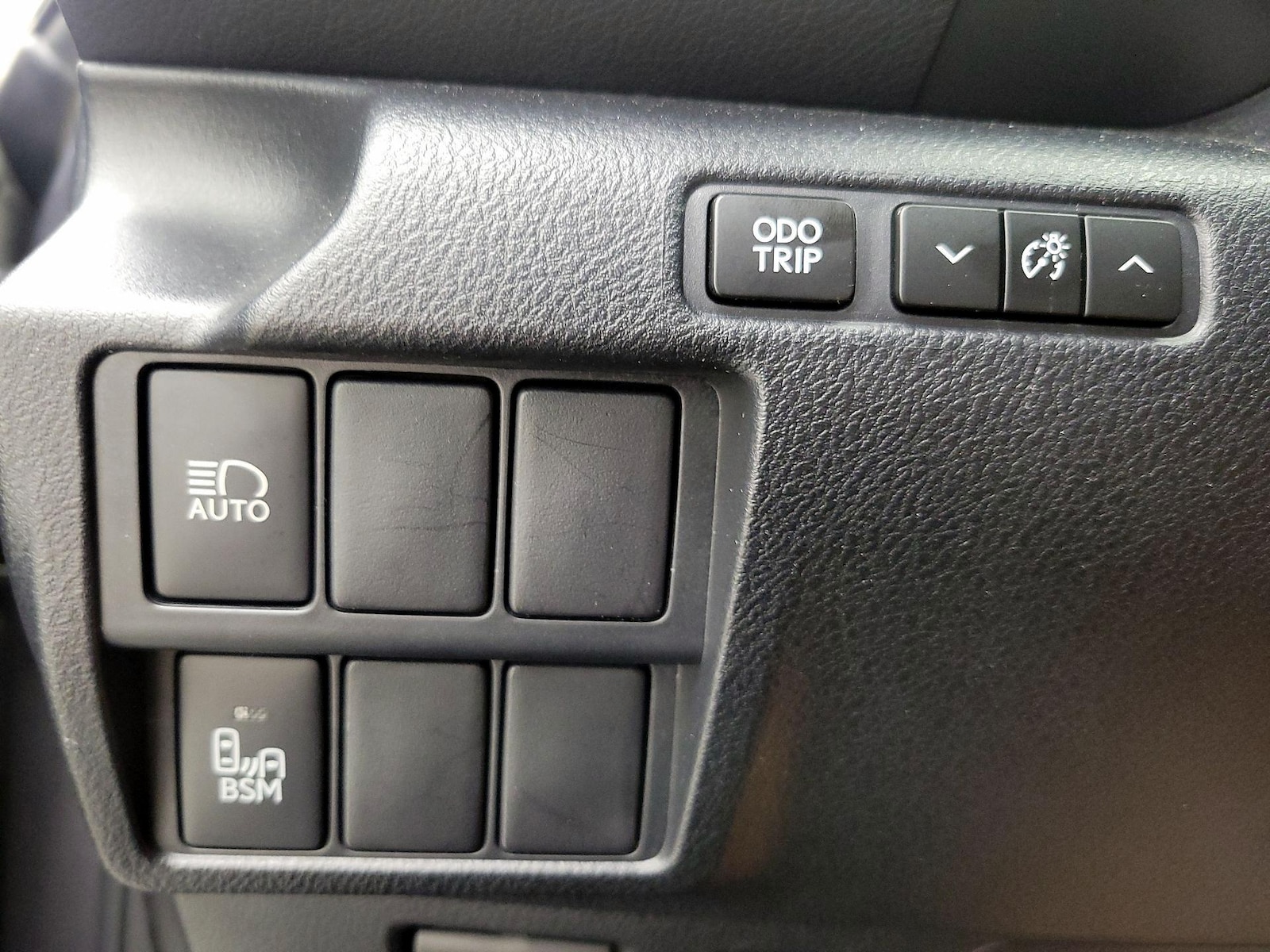 2017 Lexus IS 300 - Photo 14