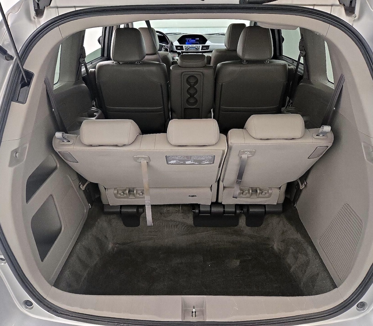 Trunk/Cargo (Seats Up)