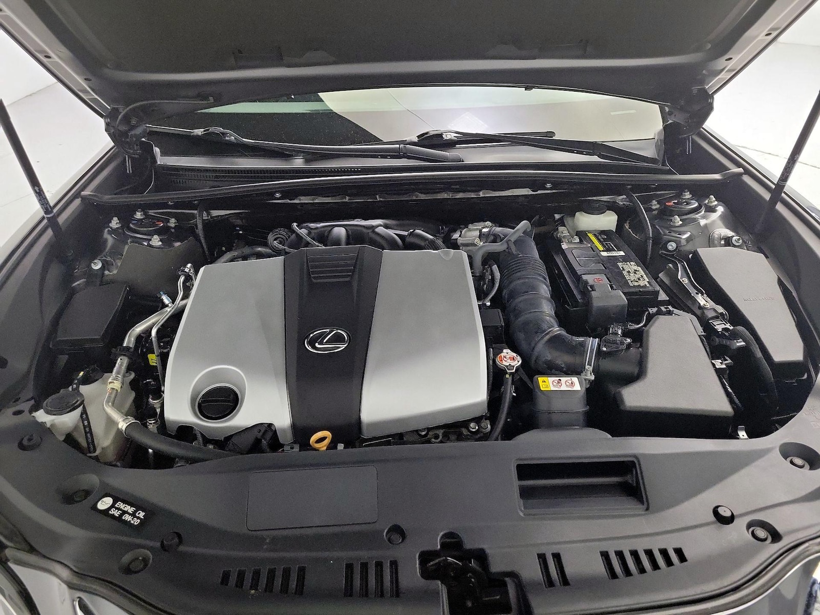 2022 Lexus ES 350 - Photo 23
