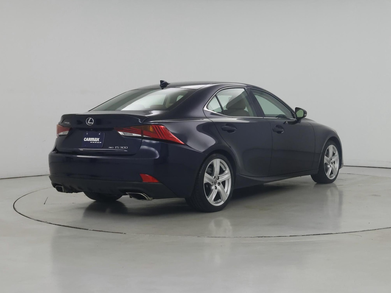 2017 Lexus IS 300 - Photo 9