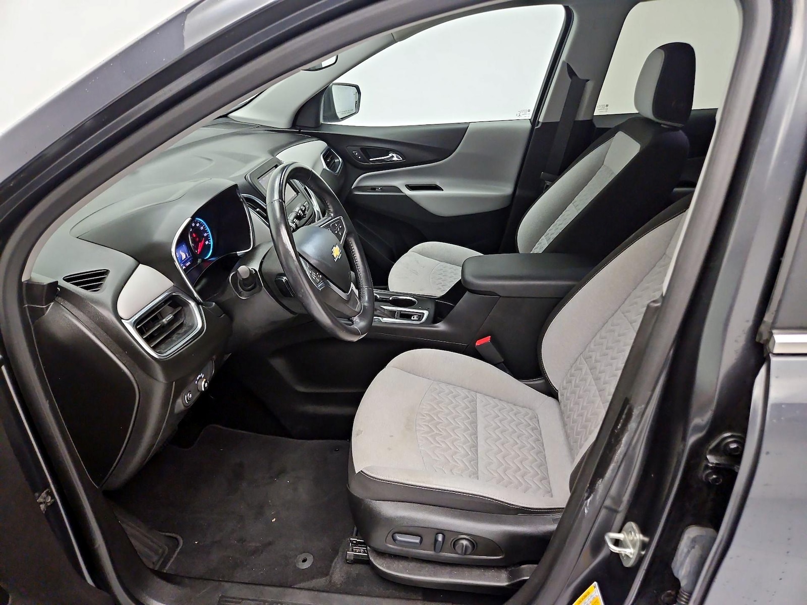 2022 Chevrolet Equinox LT - Photo 12