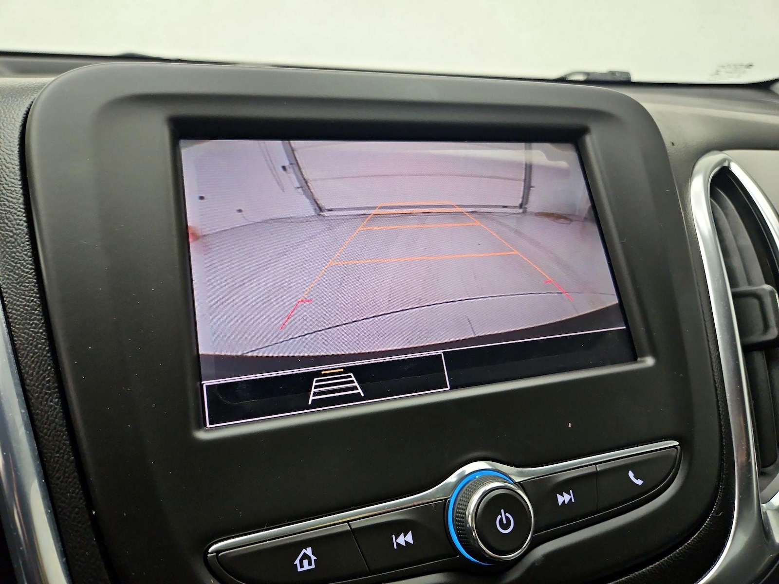 2022 Chevrolet Equinox LT - Photo 15