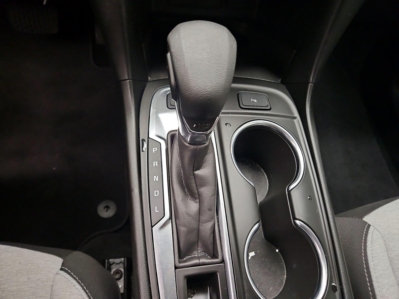 2022 Chevrolet Equinox LT - Photo 18