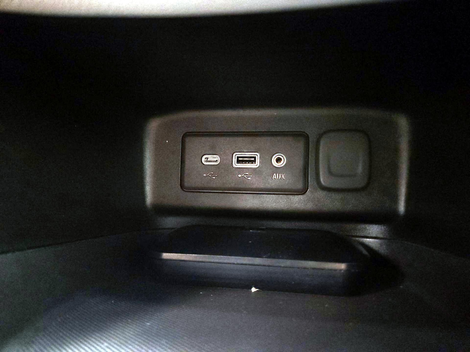 2022 Chevrolet Equinox LT - Photo 19