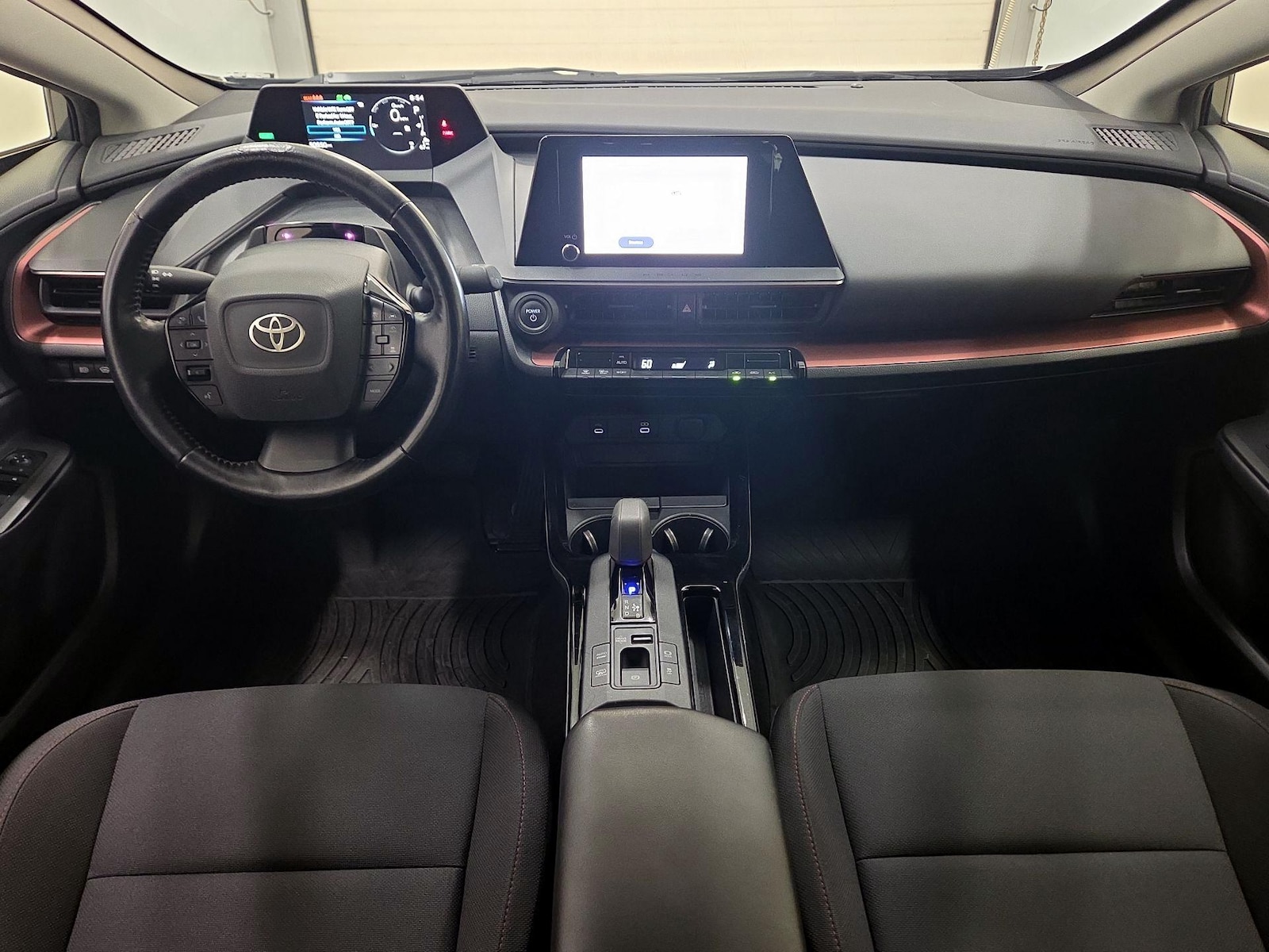 2023 Toyota Prius Prime SE - Photo 10