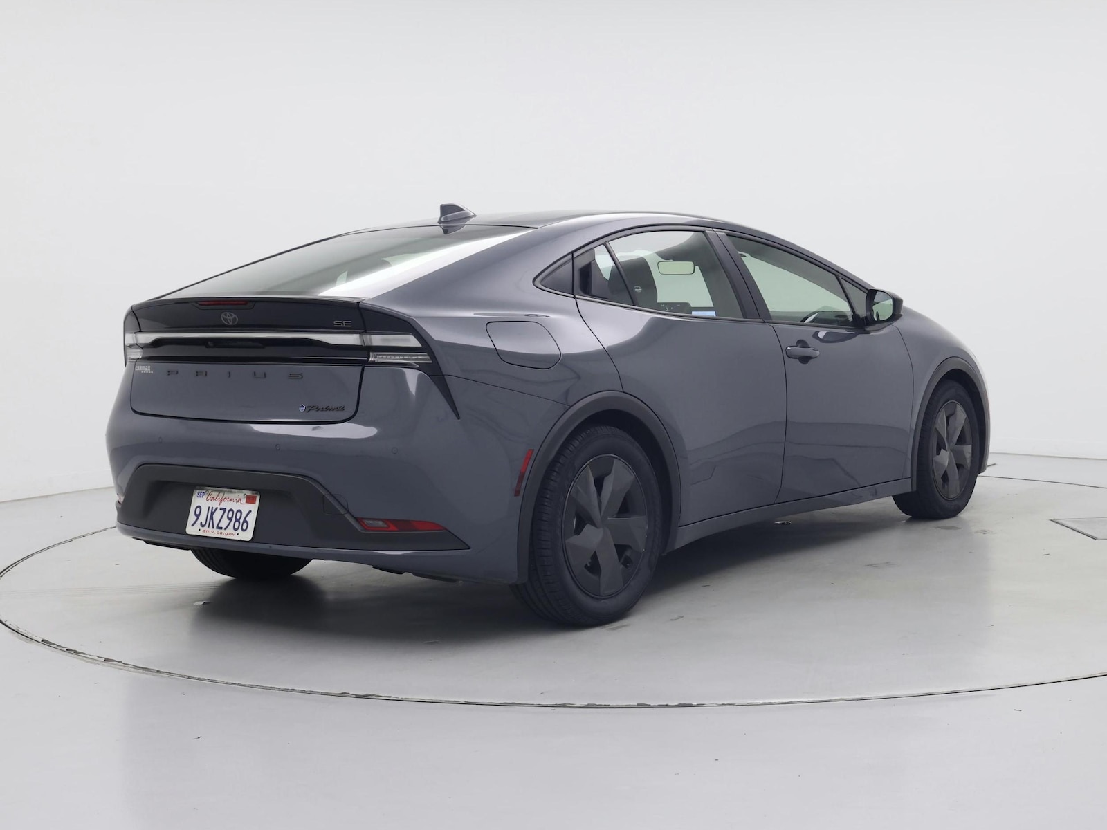 2023 Toyota Prius Prime SE - Photo 9