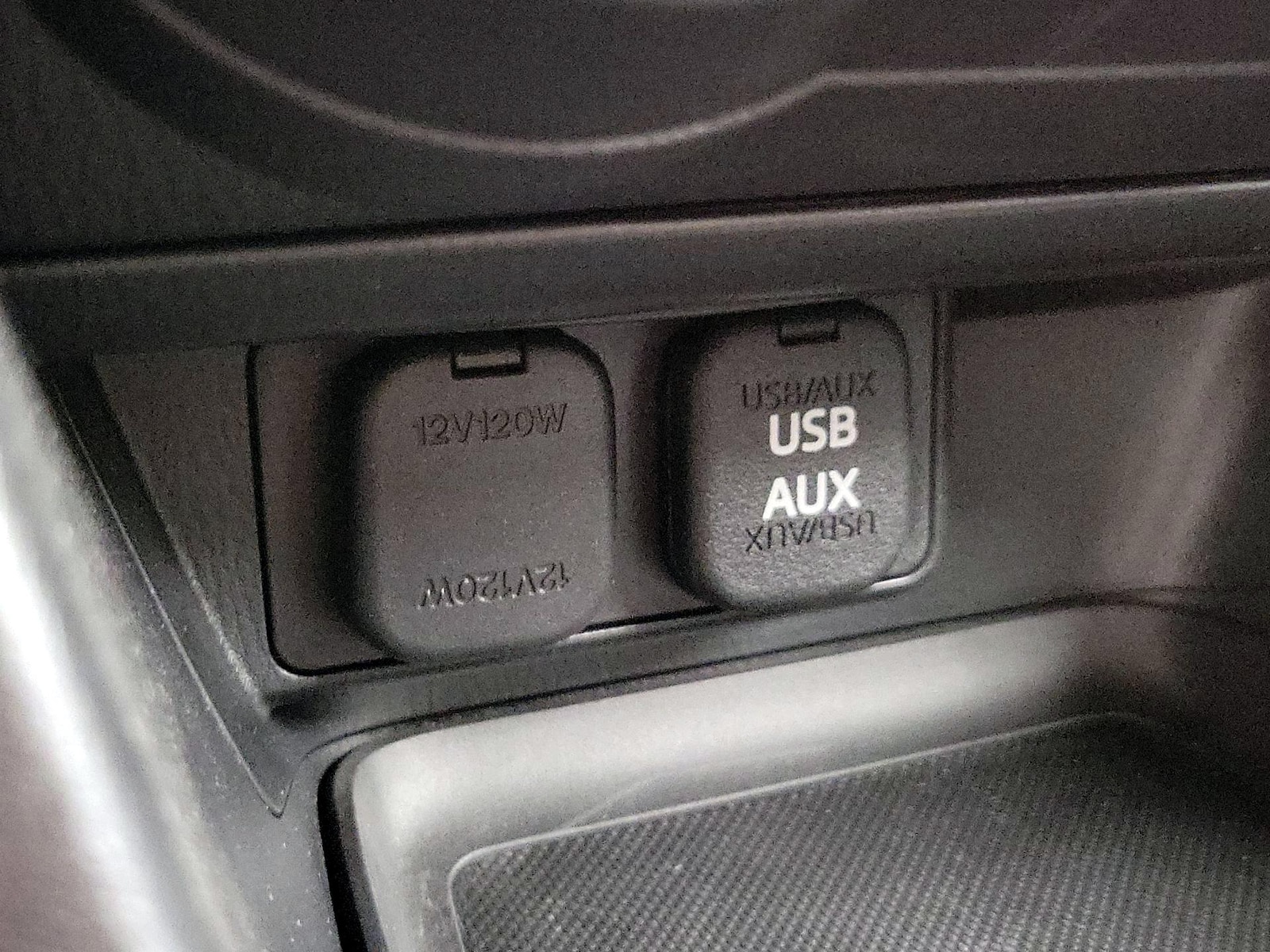 2015 Mazda MAZDA3 i SV - Photo 18