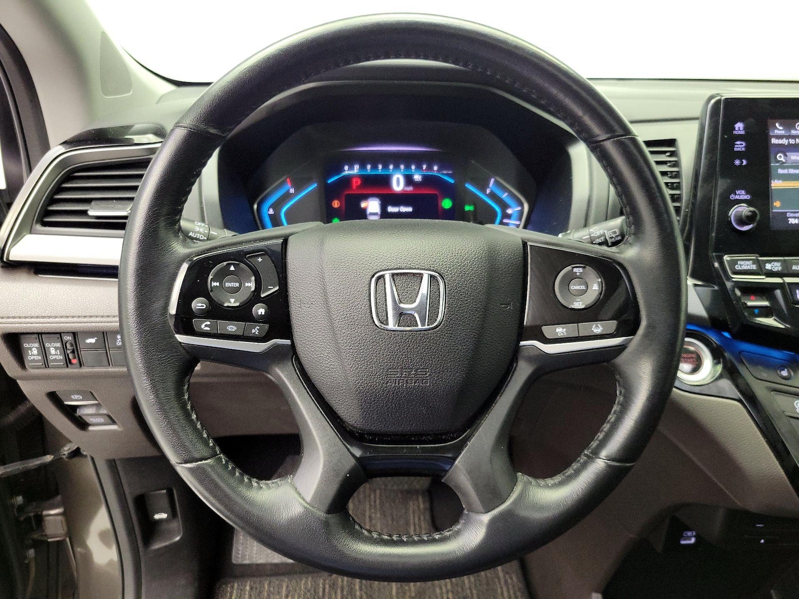 2021 Honda Odyssey Touring - Photo 11