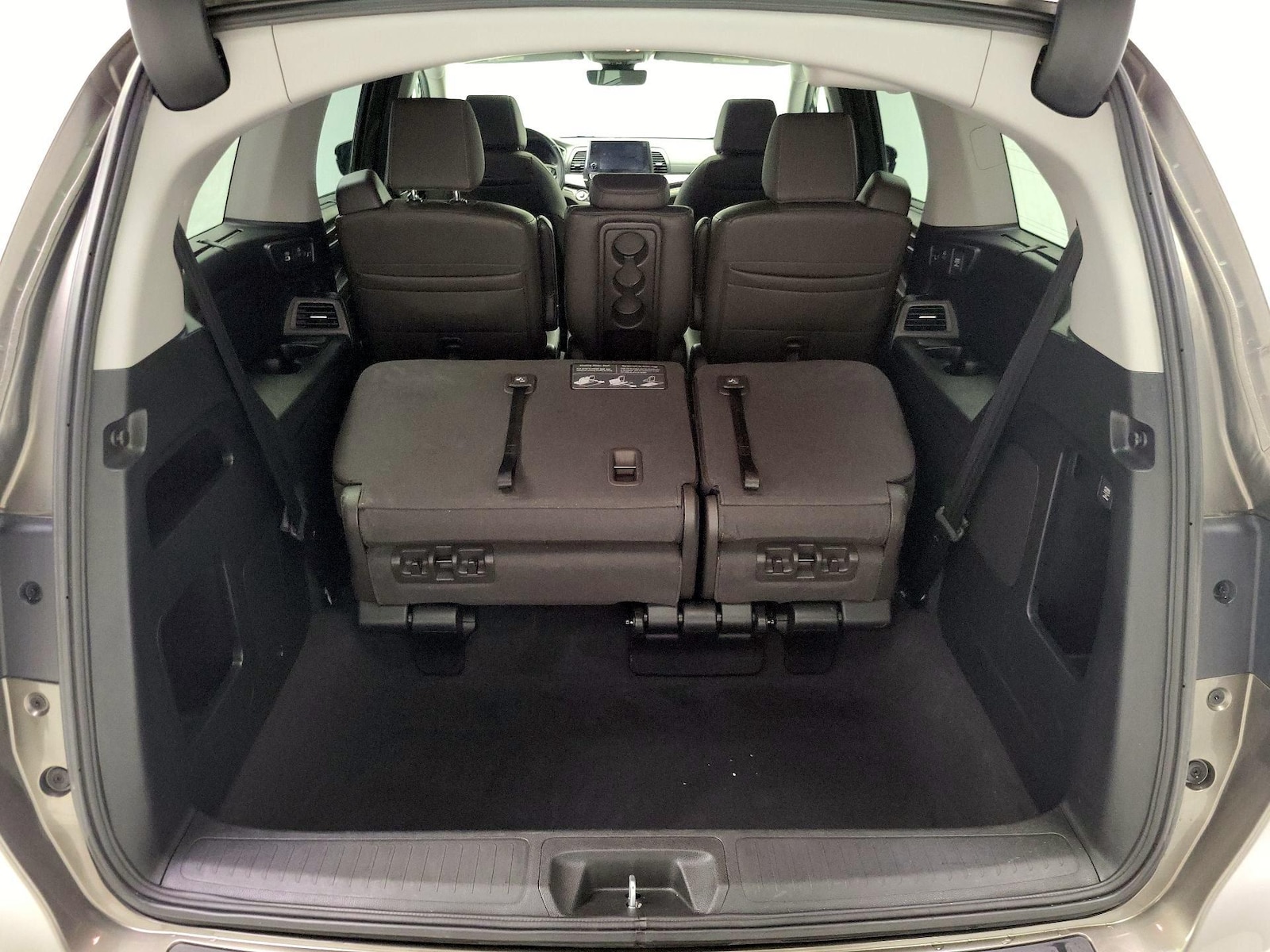 2021 Honda Odyssey Touring - Photo 25