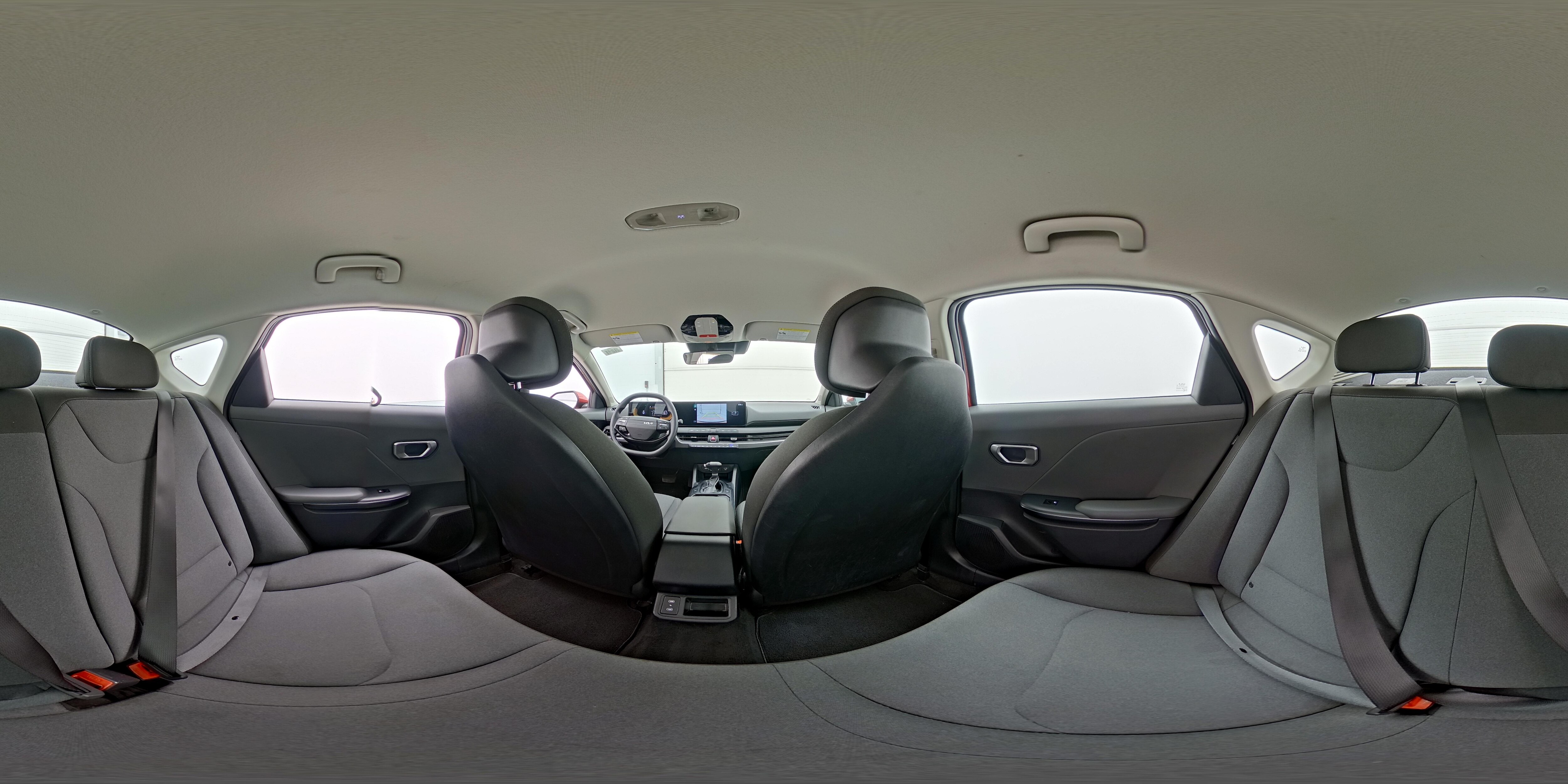 2025 Kia K4 LXS - Photo 25