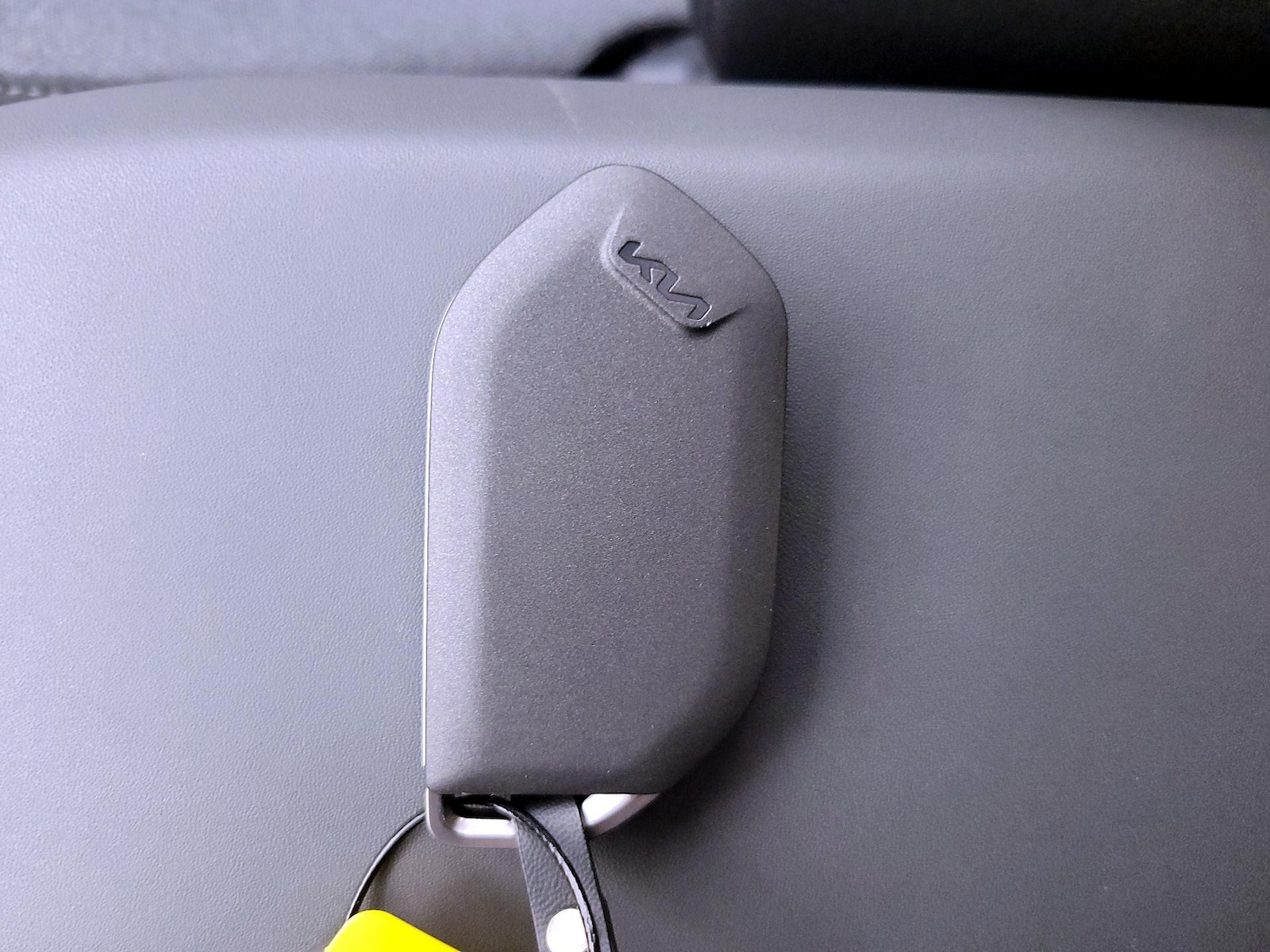 2025 Kia K4 LXS - Photo 23