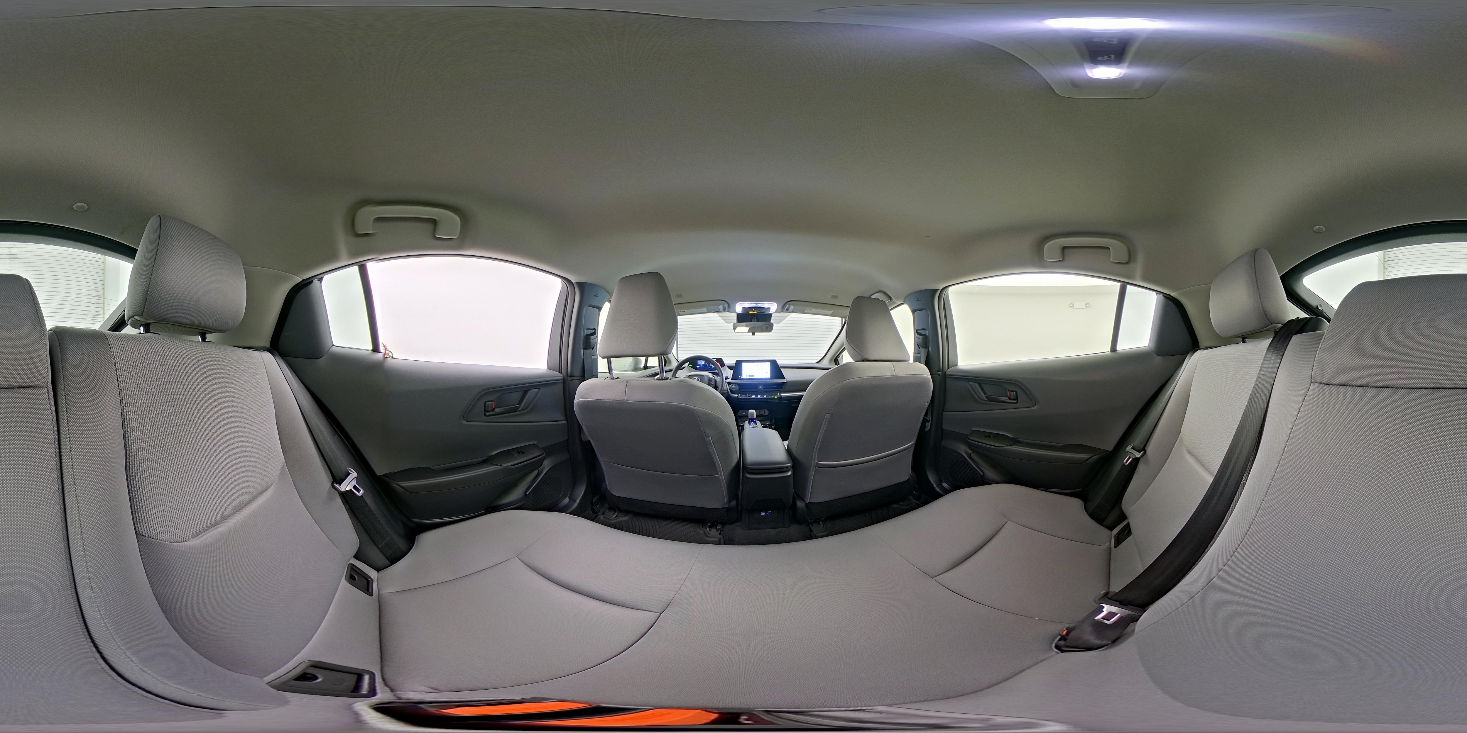 2026 Toyota Prius LE - Photo 25