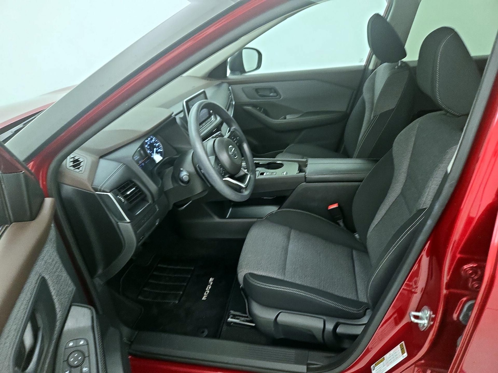 2021 Nissan Rogue S - Photo 12