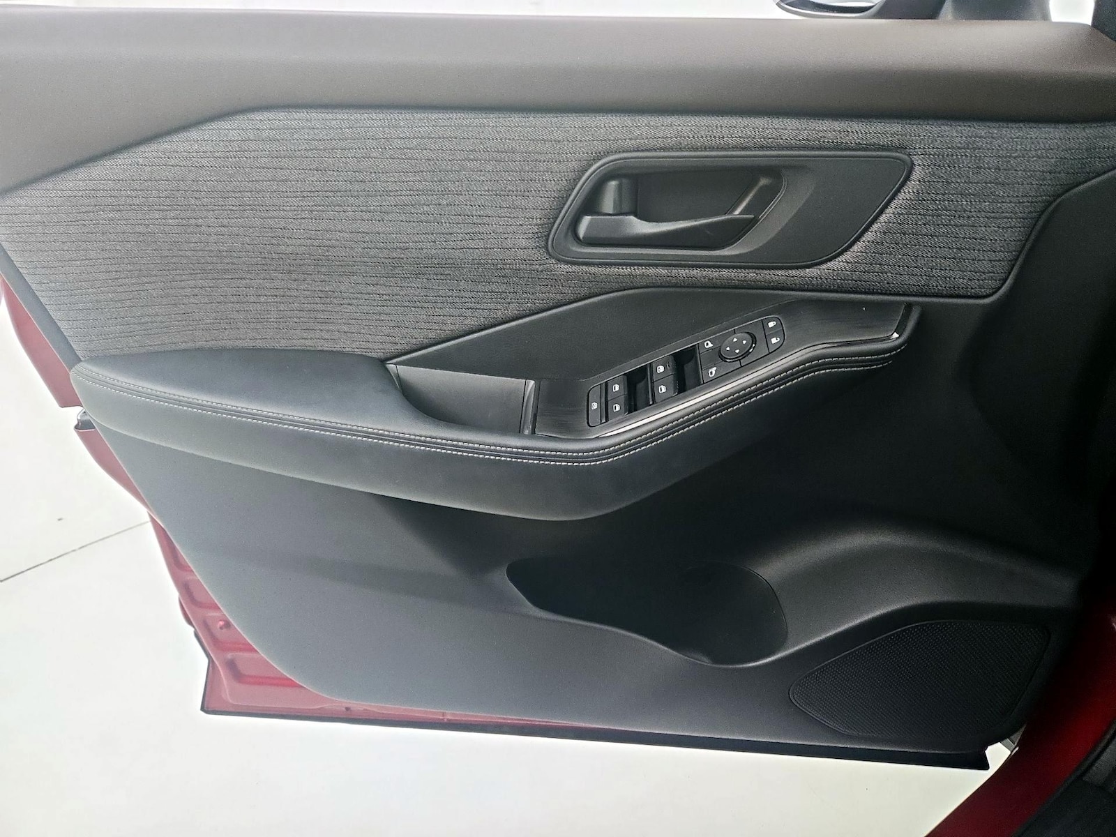 2021 Nissan Rogue S - Photo 13