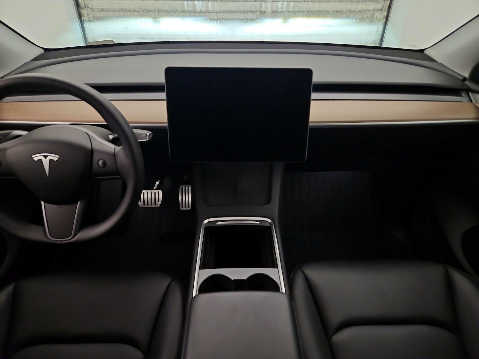 2025 Tesla Model Y Performance - Photo 10