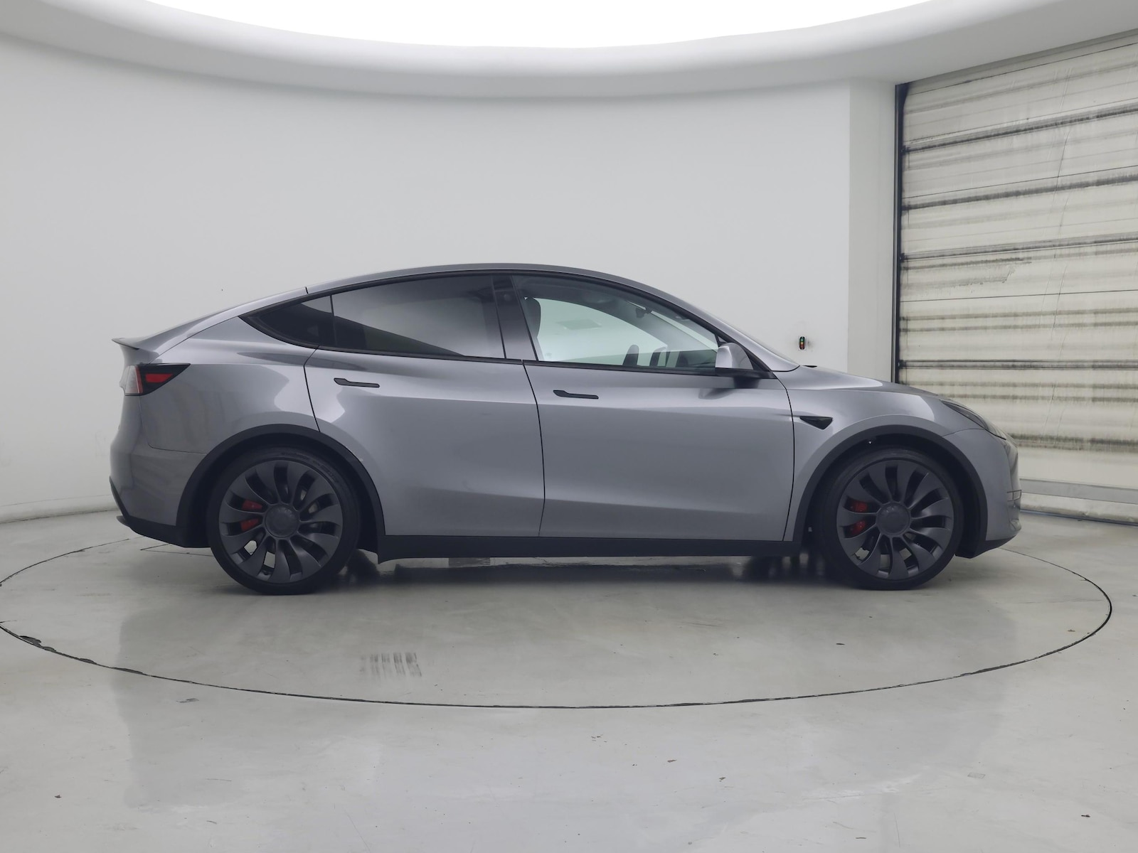 2025 Tesla Model Y Performance - Photo 8