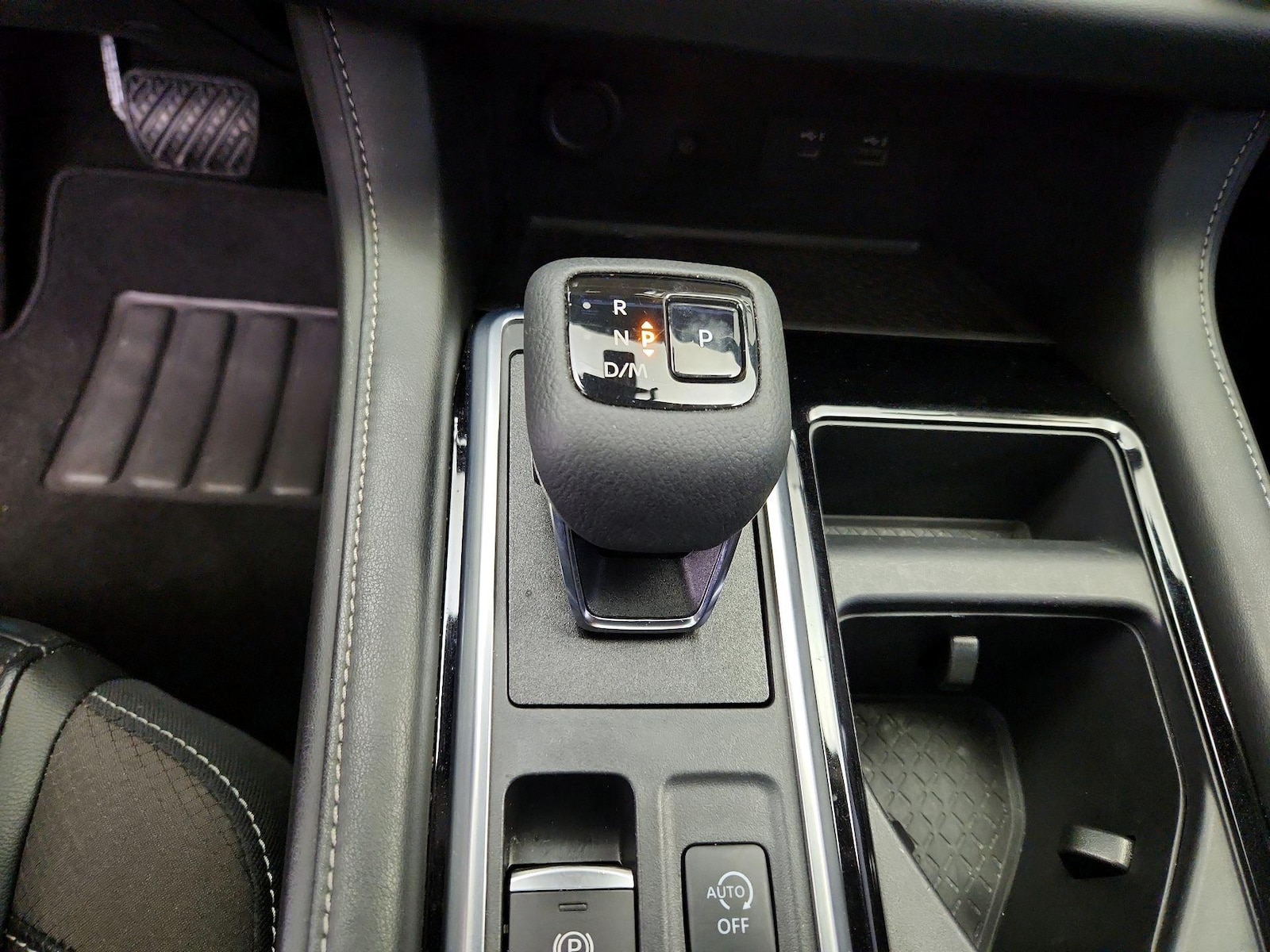 2023 Nissan Pathfinder SL - Photo 19