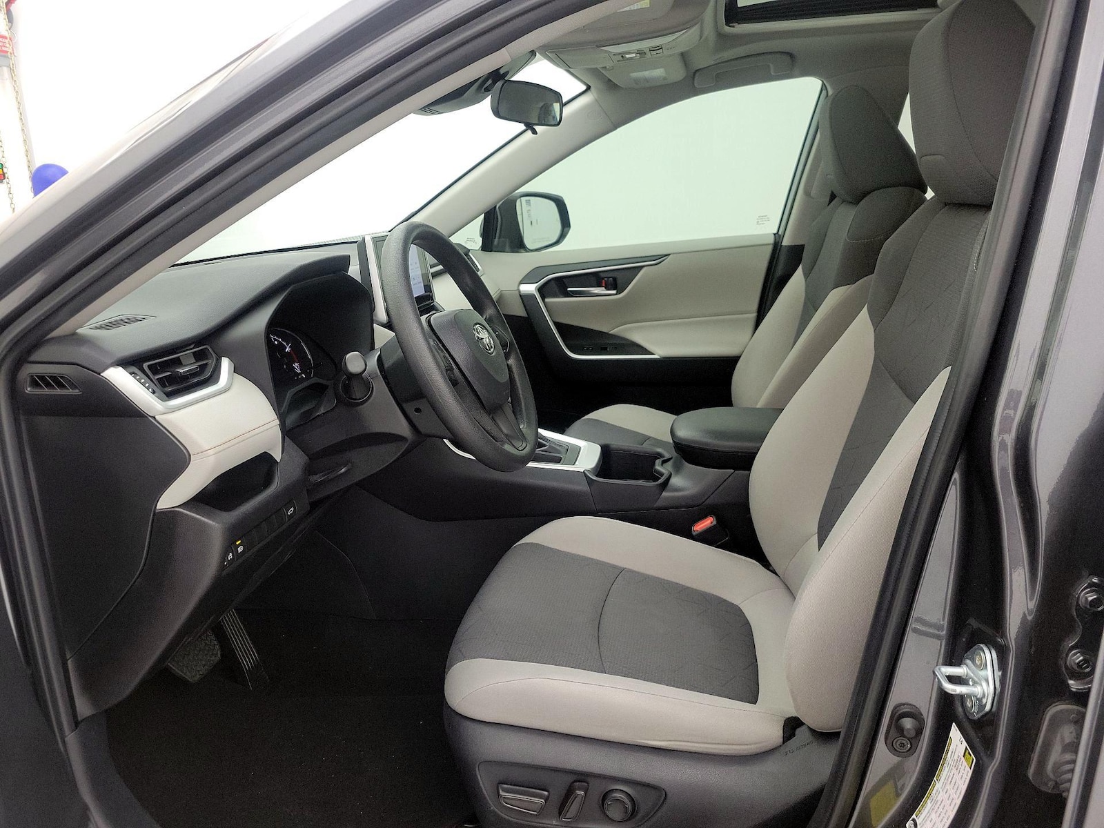 Power Seat(s) & Side Airbags