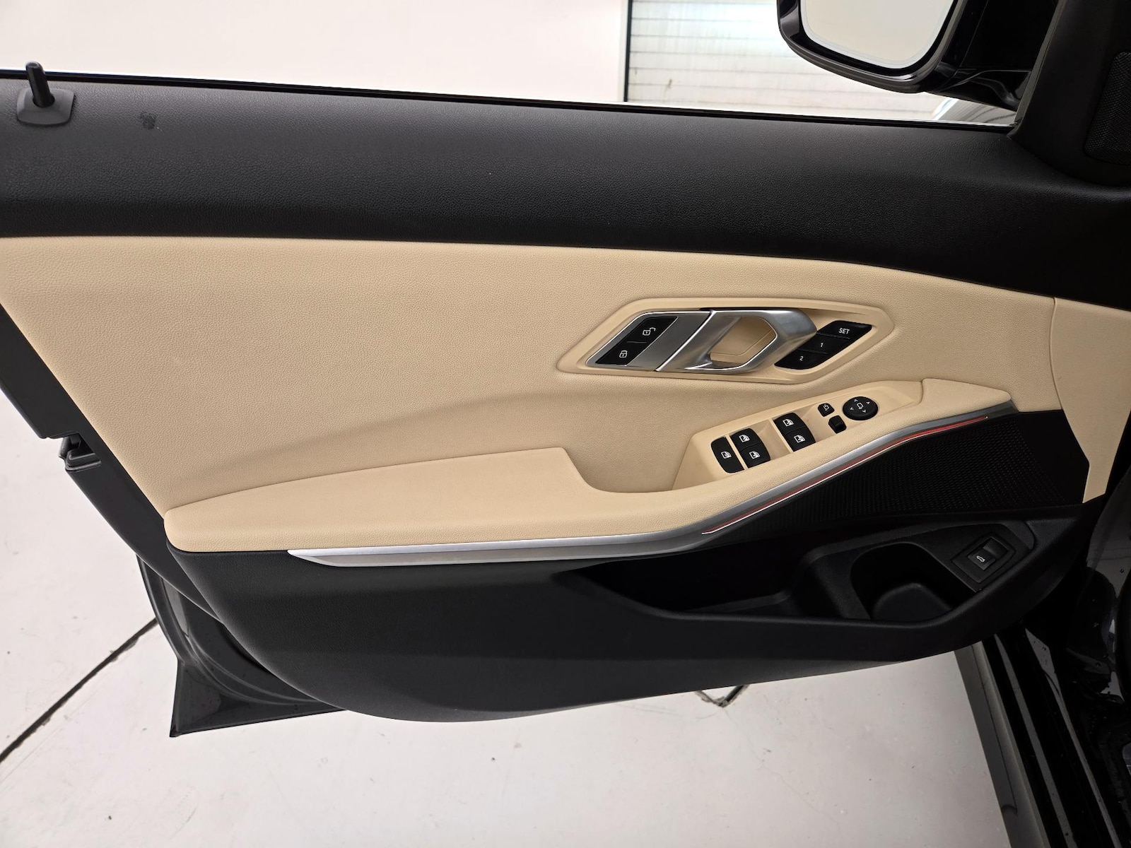 2021 BMW 3 Series 330i - Photo 13
