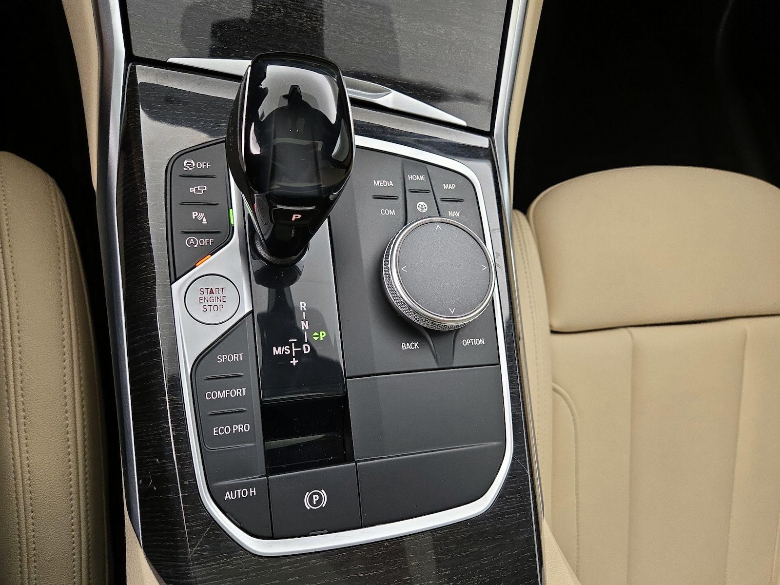 2021 BMW 3 Series 330i - Photo 19