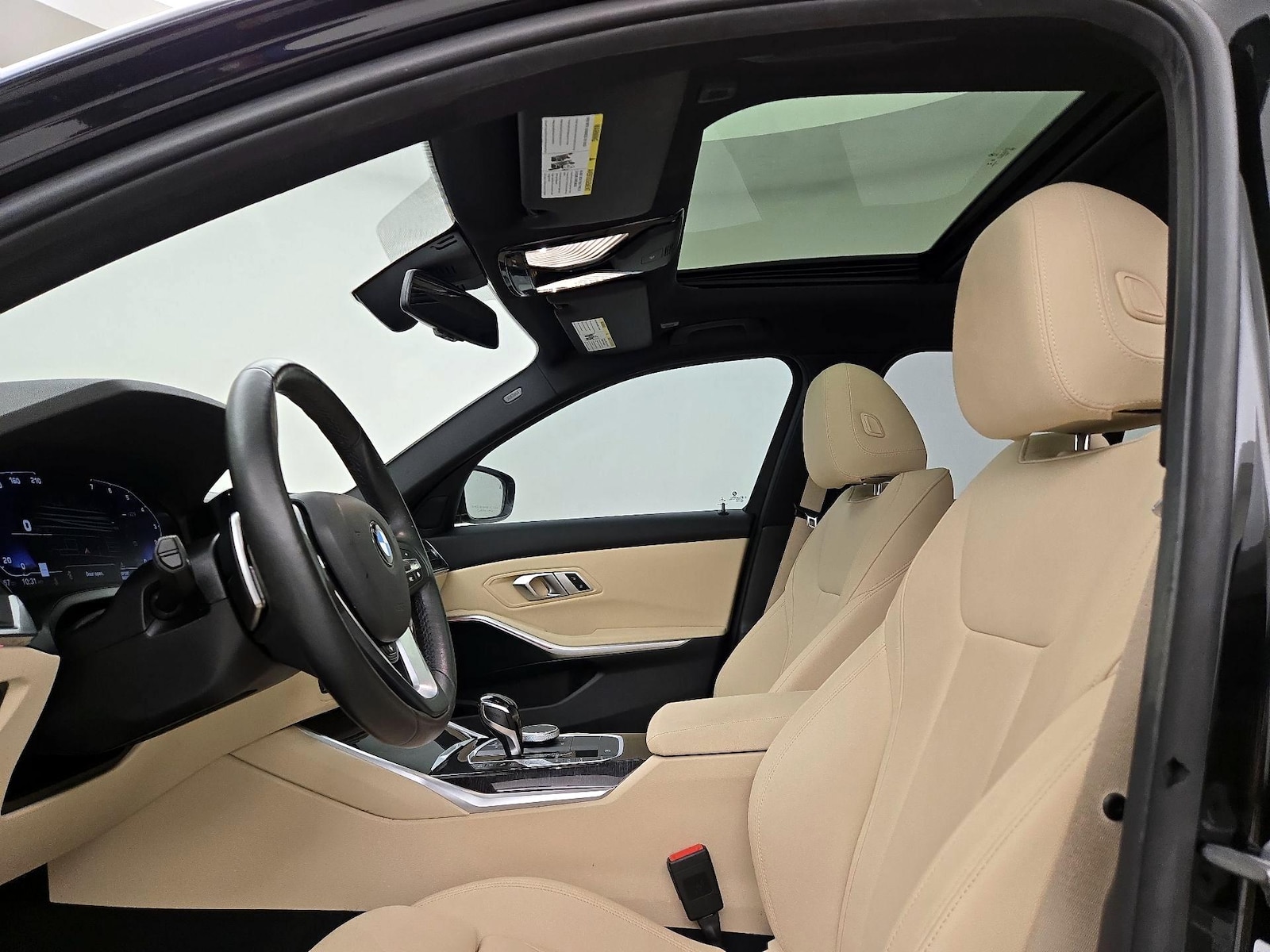 2021 BMW 3 Series 330i - Photo 21