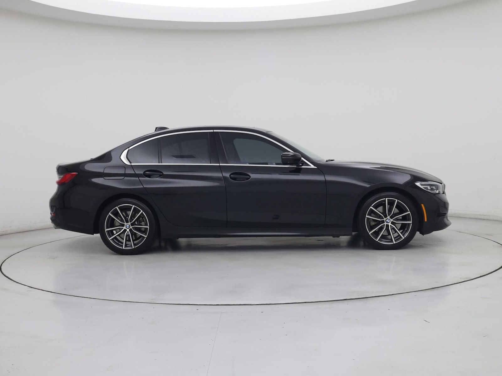 2021 BMW 3 Series 330i - Photo 8